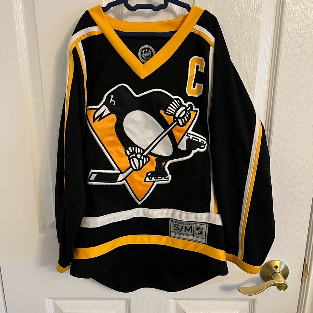Official NHL Sidney Crosby Penguins jersey youth size small